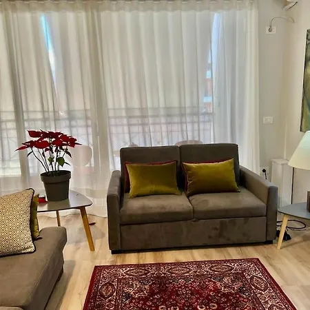 דירה Urban Oasis *